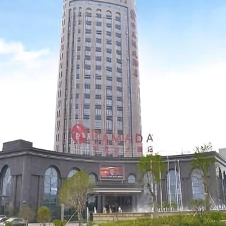 宝应华美达大酒店 外观 照片